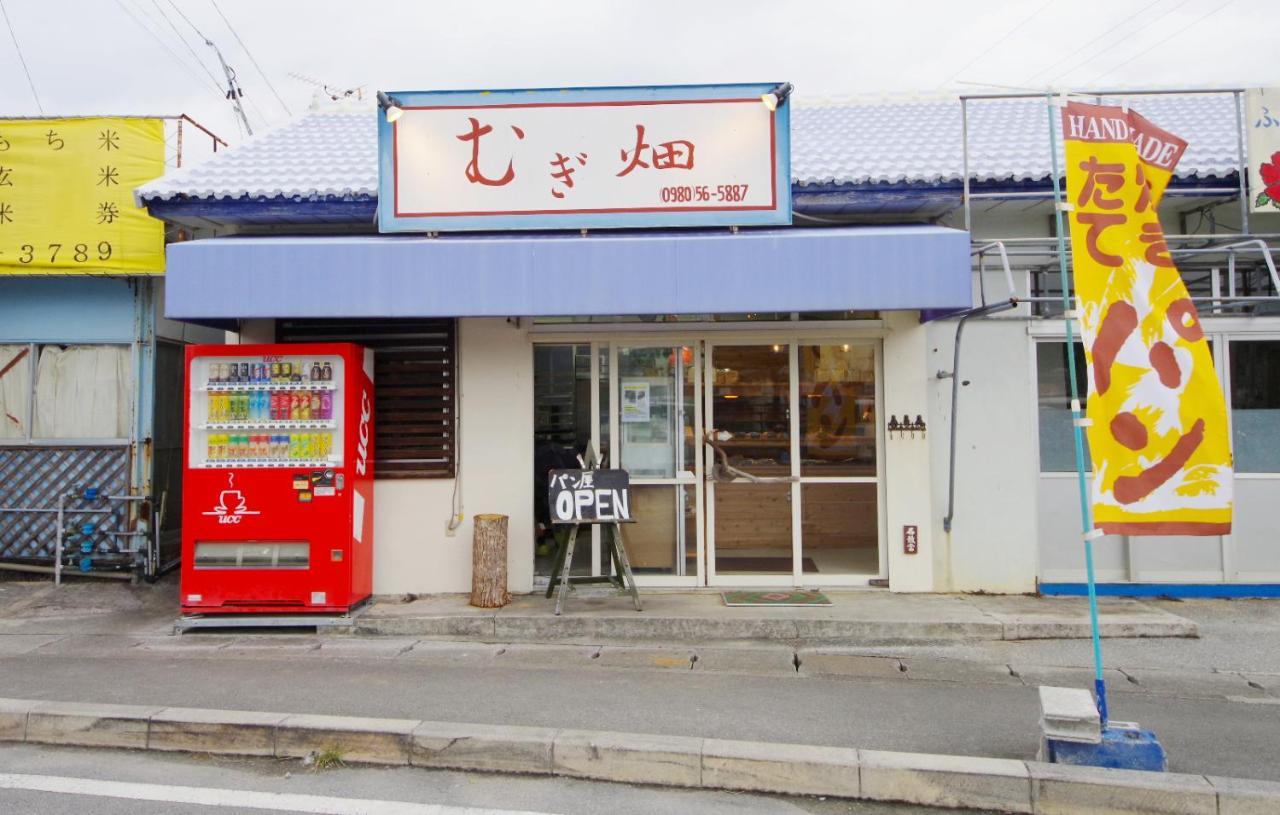 フクギに囲まれた家 さばんぎ沖縄古民家 Savangi Okinawan Designed Folk House Nakijin Exteriér fotografie